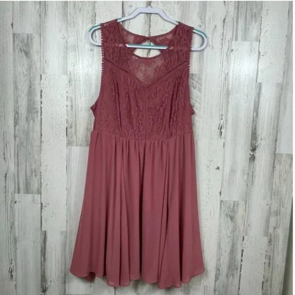 Torrid Dusty Rose Lace and Chiffon Dress